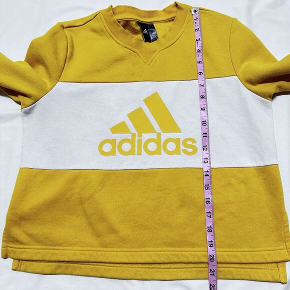 Adidas Womens sz M Butter Yellow Crop Graphic Sweatshirt Logo‎ Top VTG inspired - Picture 7 of 7